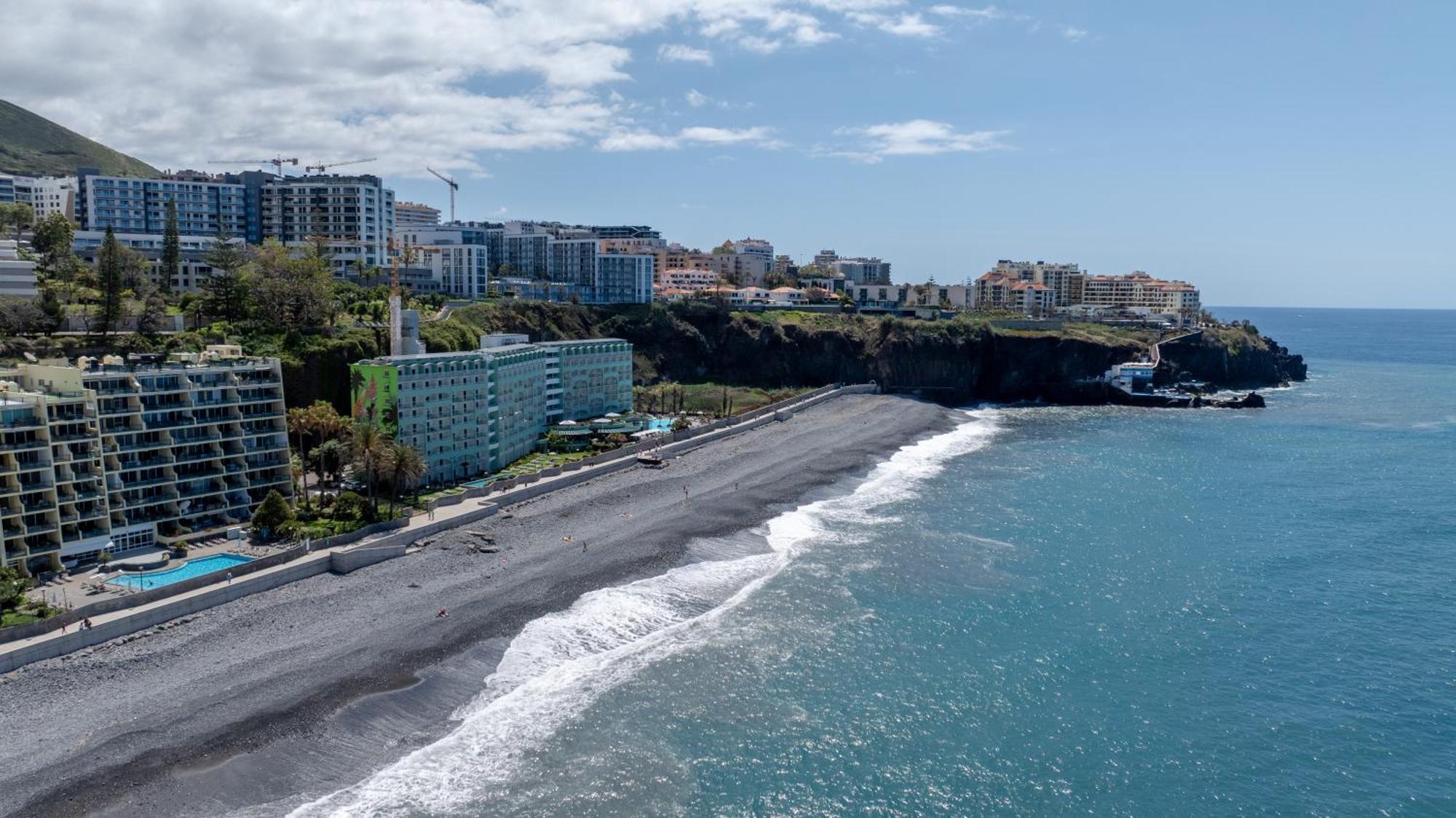 Atlantic View Apartment At Formosa Beach Funchal  Exterior foto