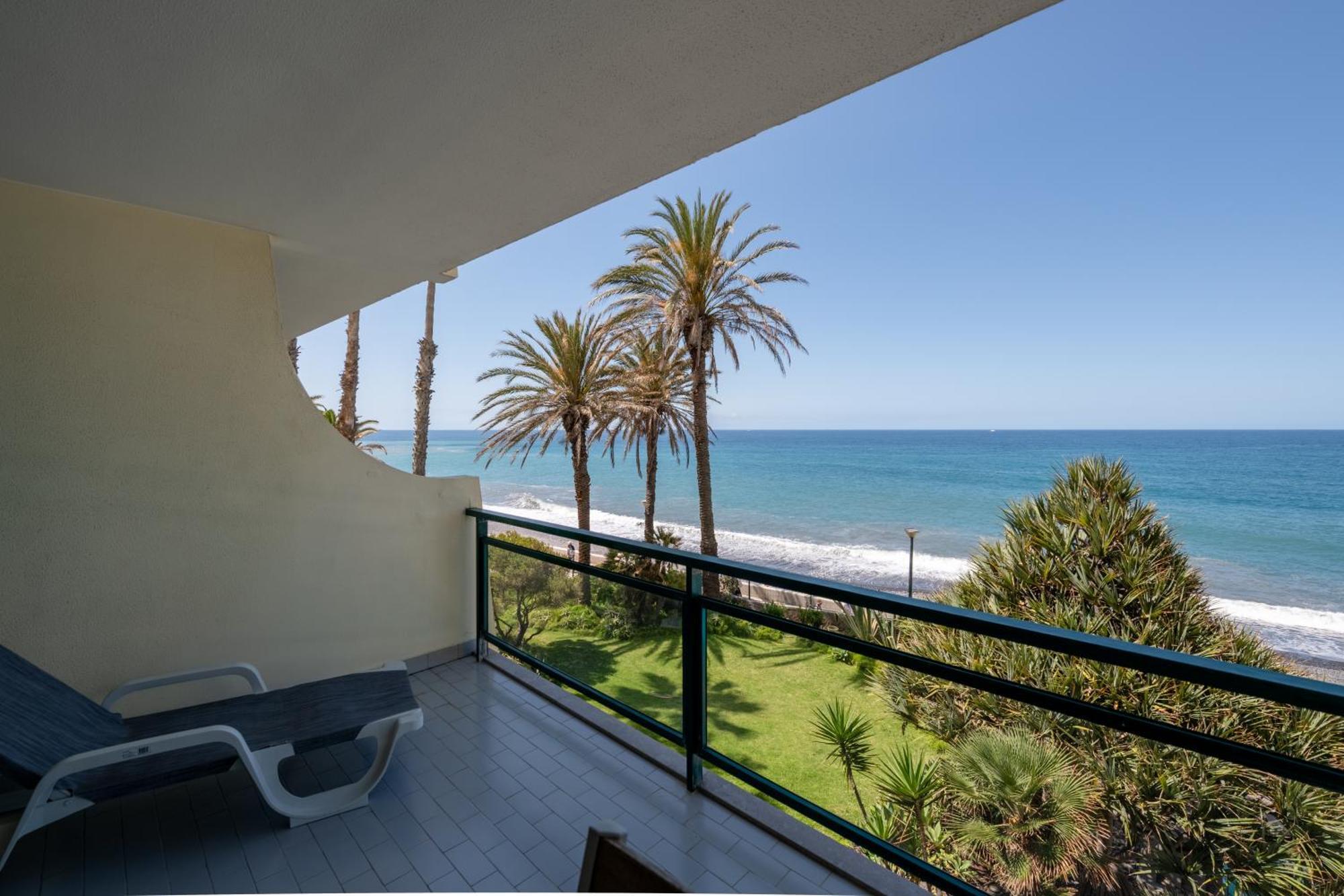 Atlantic View Apartment At Formosa Beach Funchal  Exterior foto